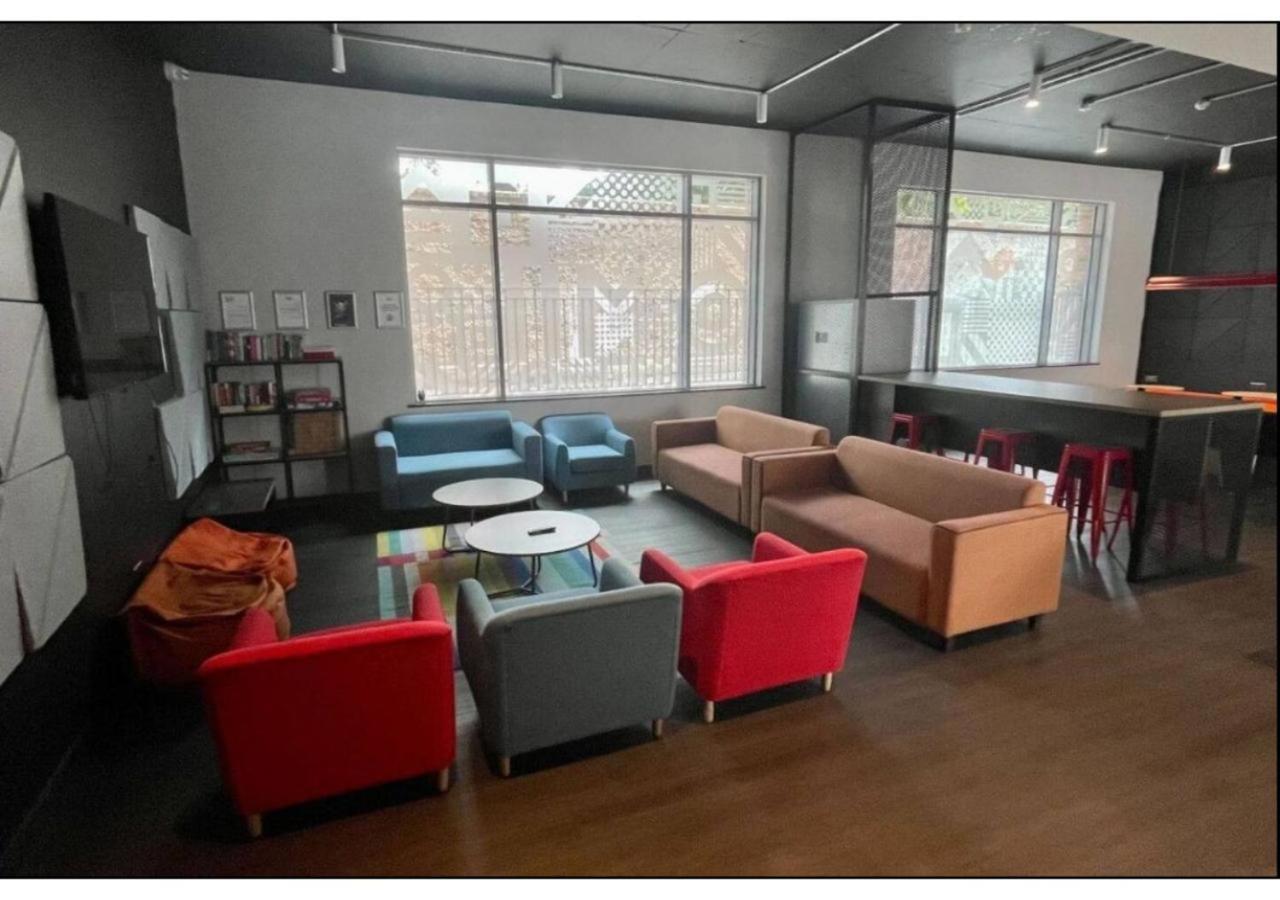 Joivy Affordable Dublin Thomas Street - Adults Only Διαμέρισμα Εξωτερικό φωτογραφία
