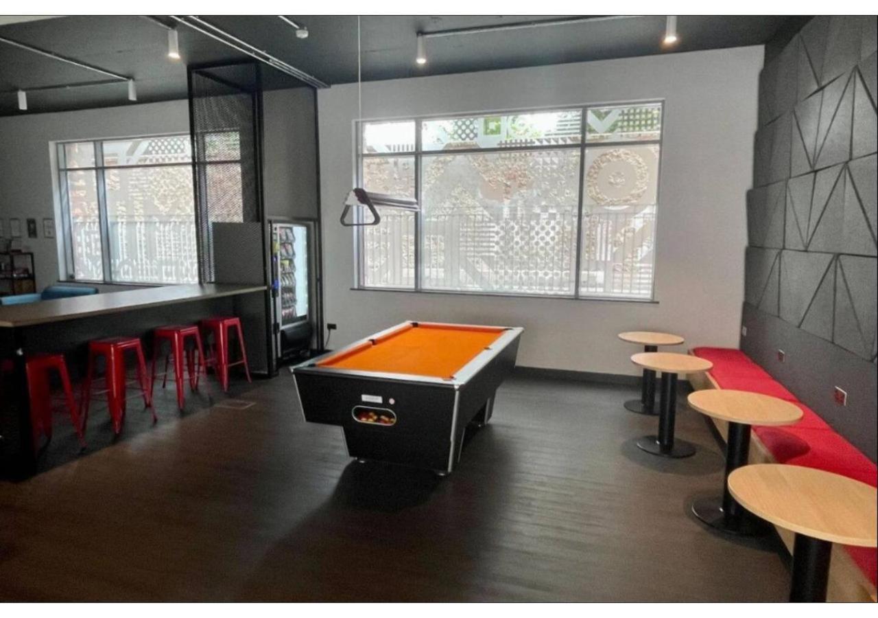 Joivy Affordable Dublin Thomas Street - Adults Only Διαμέρισμα Εξωτερικό φωτογραφία